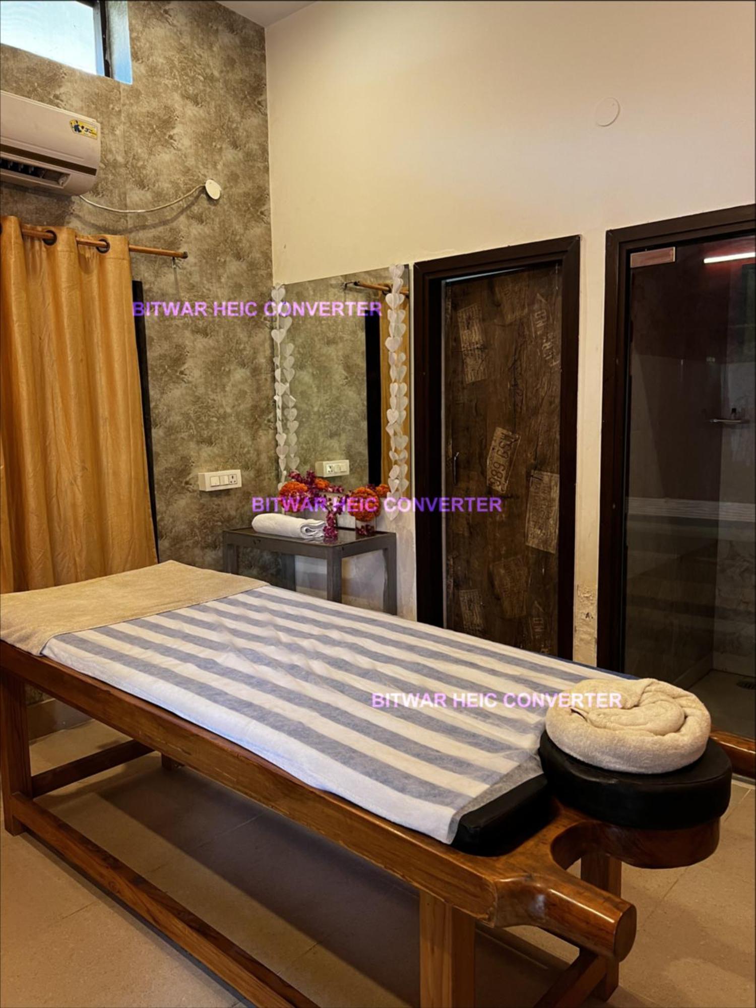 Winsome Resort & Spa Corbett Rāmnagar Extérieur photo