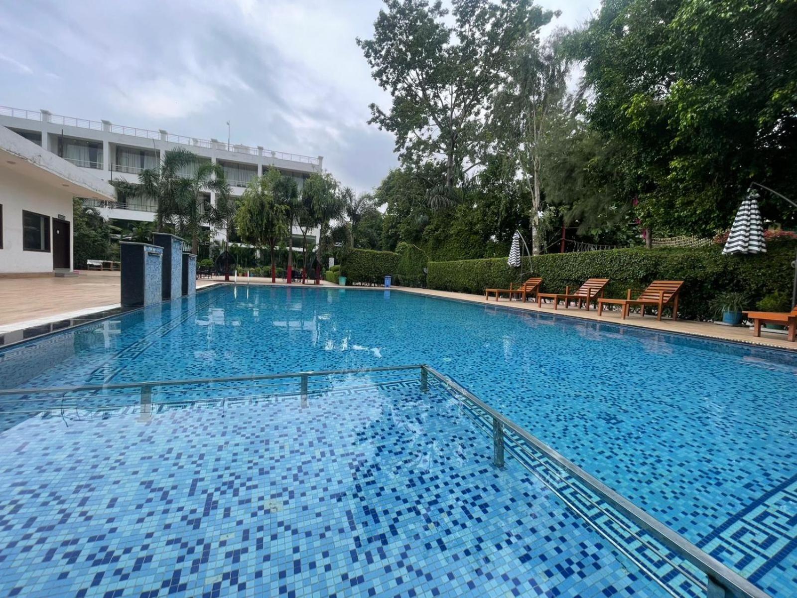 Winsome Resort & Spa Corbett Rāmnagar Extérieur photo